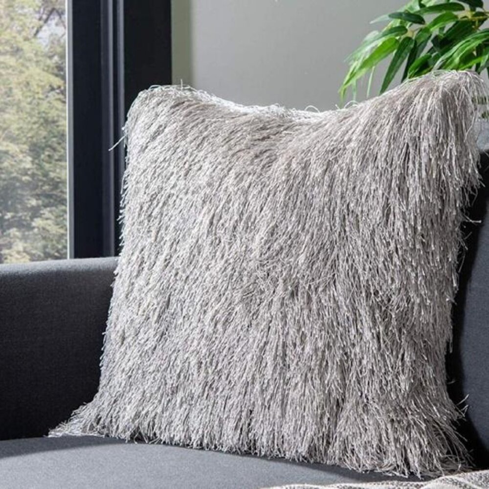 NWOT Safavieh modish shag metallic throw pillow 20 X 20 - Picture 7 of 8
